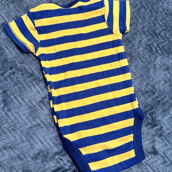 Mixed lot of 0-3 month short sleeve shirts - Picture 13 of 13